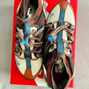 NIKE AIR MAX 270 BOWFIN RUSSET NEW W/ BOX!Sz 7/8.5